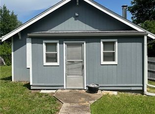 4501 Spruce Ave, Kansas City, MO 64130