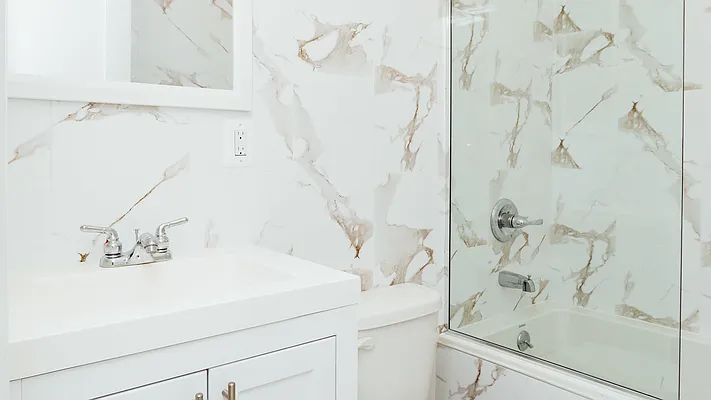 Rented by Nooklyn NYC LLC | media 32