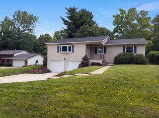 273 Cherokee Trl, Granville, OH 43023