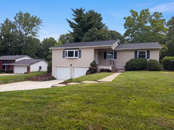 273 Cherokee Trl, Granville, OH 43023