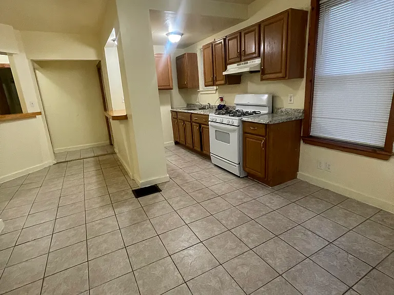 51 Timson St #1 — Photo 6