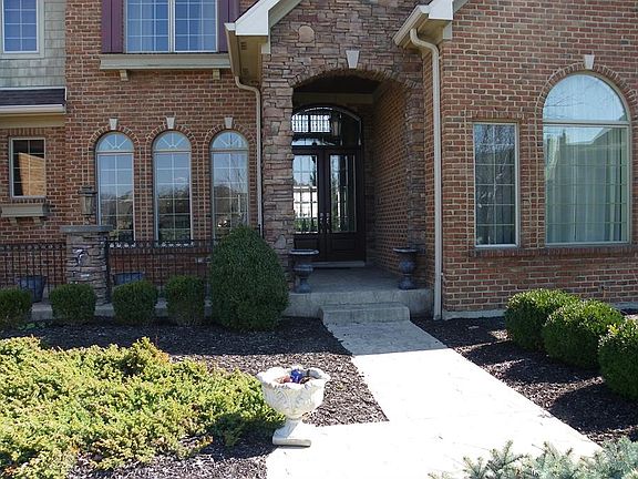 2nd image of 8160 Laurel Lake Ct