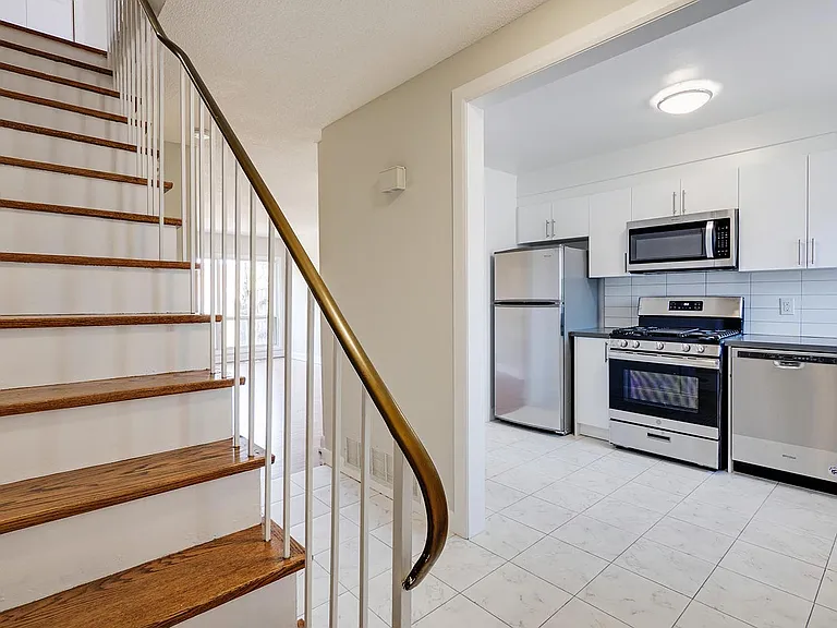 160 Cactus Ave — Photo 6