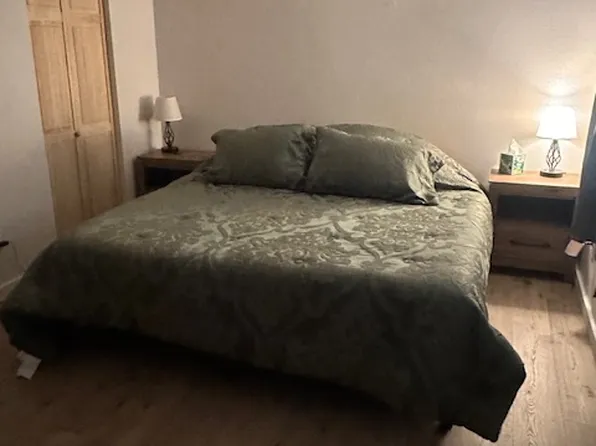 (undisclosed Address), East Wenatchee, WA 98802