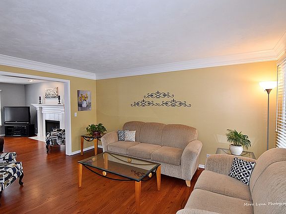 5th image of 662 Chasewood Dr