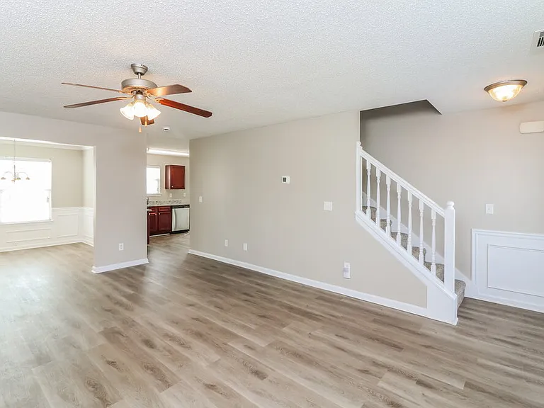 6981 Borowood Ln — Photo 6