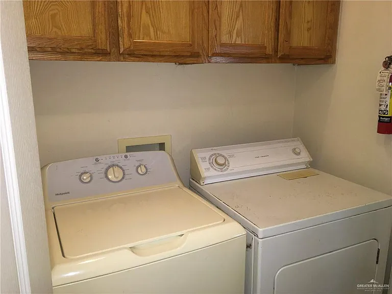 4008 Park Place Ave #1 — Photo 17