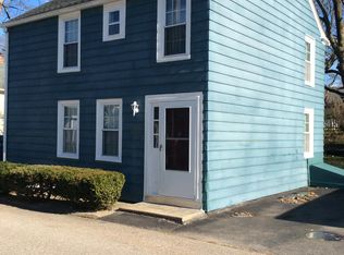 12 Lion St, East Greenwich, RI 02818