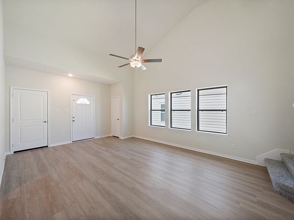 5th image of 5335 Cj Walker Ln