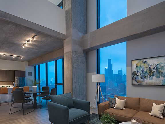 Our penthouses are two stories with breathtaking views of Chicago & Lake Michigan and are fully equipped with an Alexa smart system