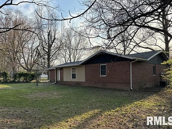 5th image of 109 Kim St