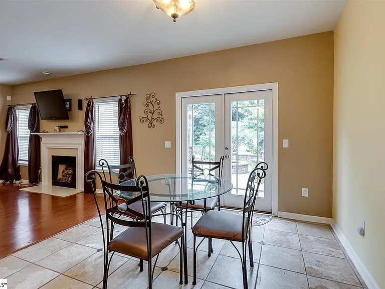 14 Farm Brook Way — Photo 11