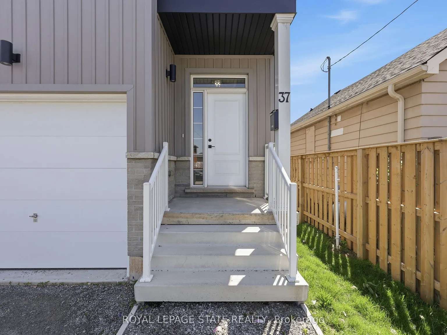 3 bed, $2,950 — Photo 2
