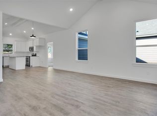 1479 Cathey Dr, Denison, TX 75020