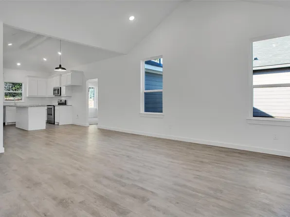 1479 Cathey Dr, Denison, TX
