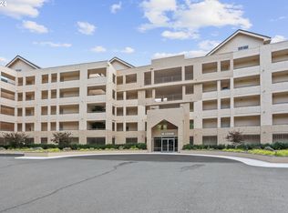 6605 W Burnside Rd UNIT 140, Portland, OR 97210