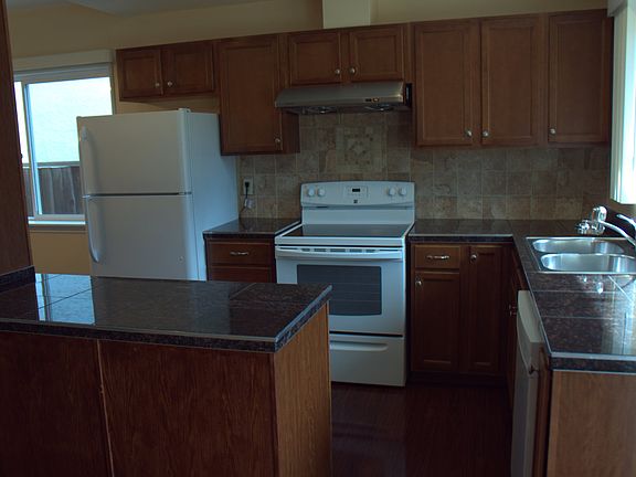 5th image of 762 Blue Sage Dr