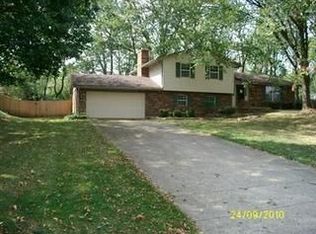 8831 Windbluff Point, Dayton, OH 45458