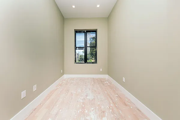 Rented by Nooklyn NYC LLC | media 6