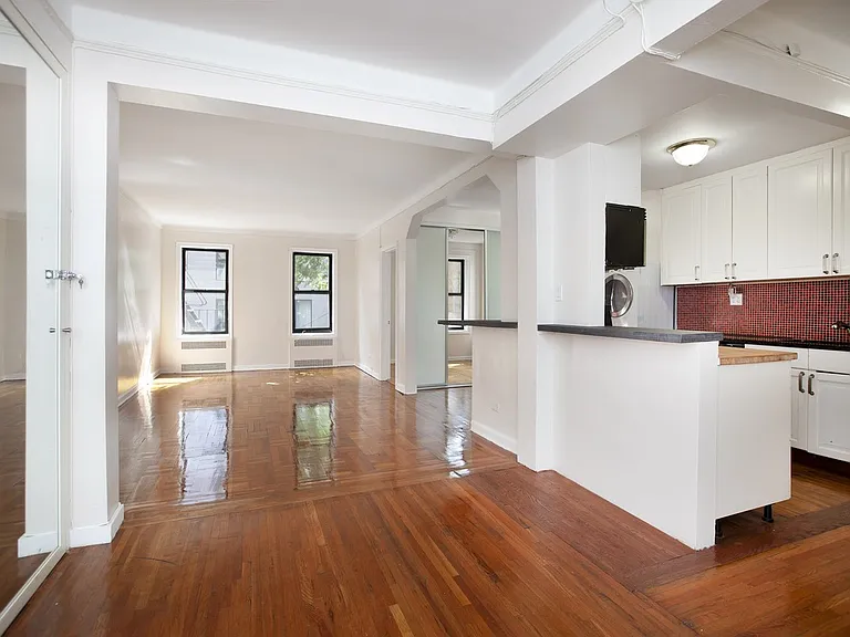 20 Clinton St #2F — Photo 8