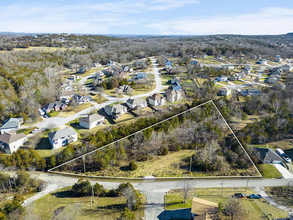 1st image of 390 Walkington Lane