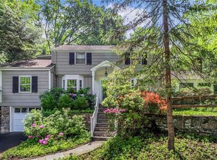 70 Marcourt Dr, Chappaqua, NY 10514