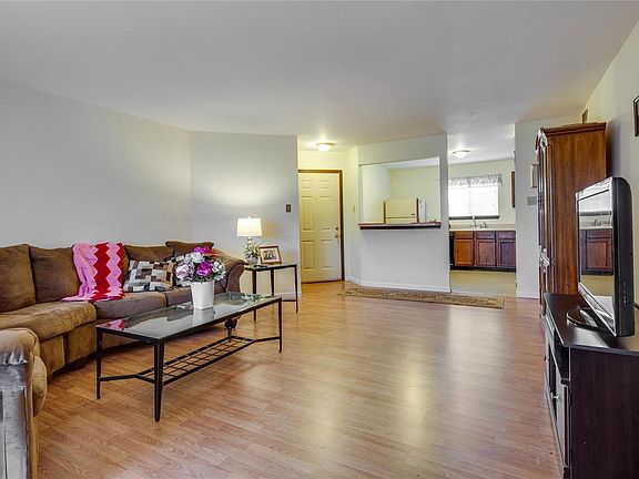 5th image of 4162 Island Terrace Ct
