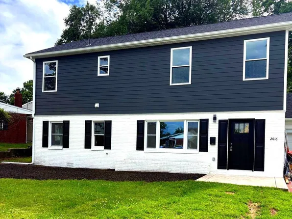 2016 Woodside Ln, Broomall, PA 19008