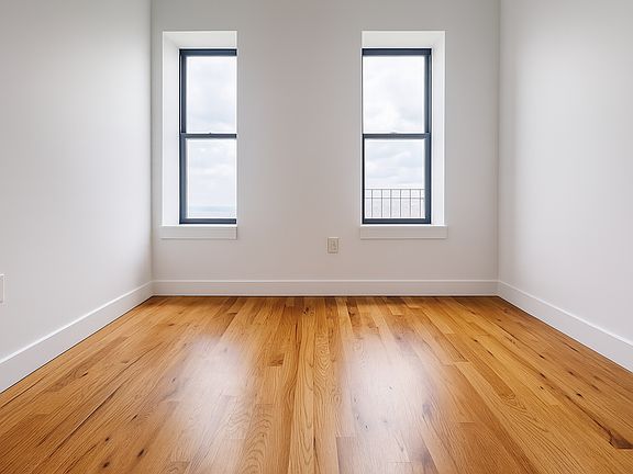 4th image of 1671 Lincoln Pl APT 4A