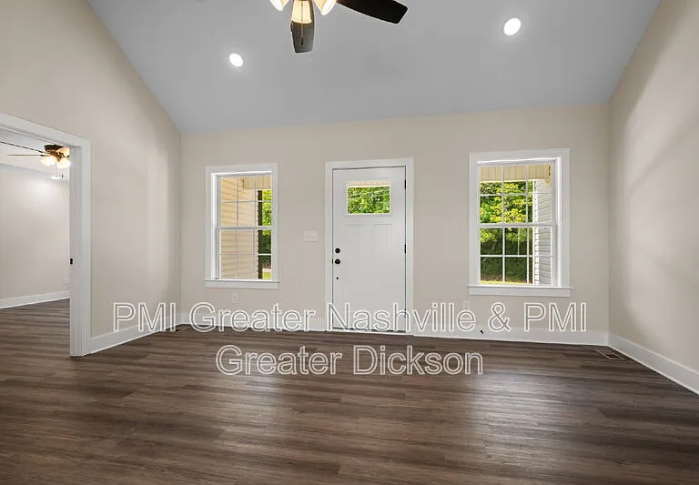 1014 Northside Dr — Photo 4