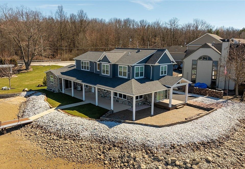 1st image of 2166 NE River Rd