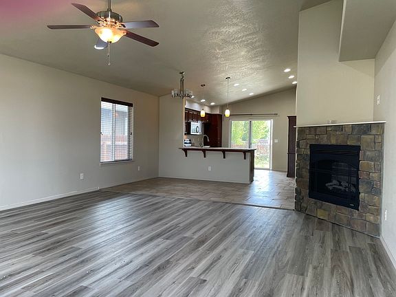 3rd image of 3564 Avenue G