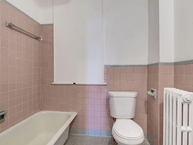 2413 Minnesota Ave SE — Photo 20