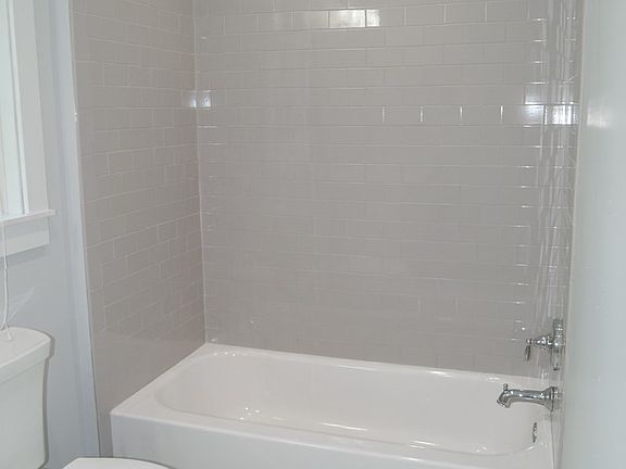 5th image of 2117 Herschel St