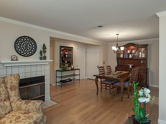 2nd image of 16854 Sorrel Ct