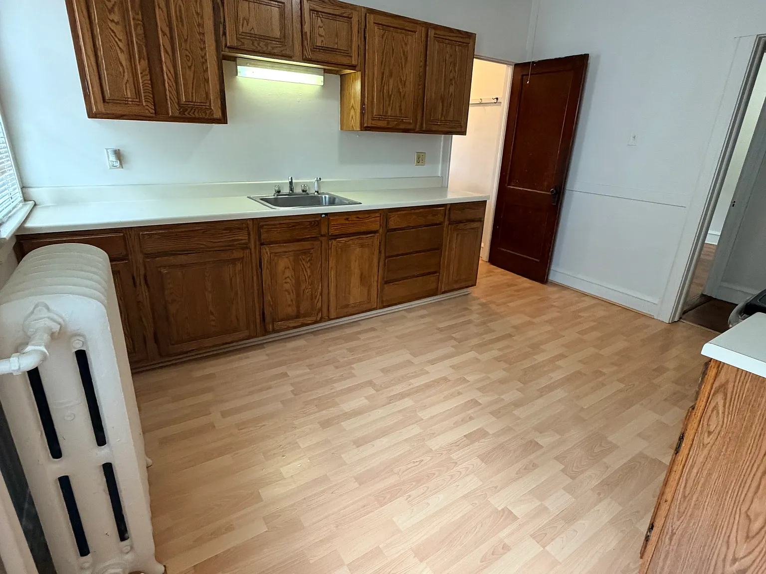 2 bed, 1500 sqft, $2,000 — Photo 2