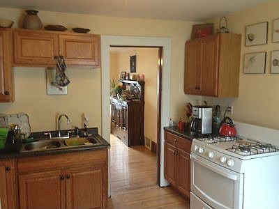 4th image of 2936 36th Ave S APT 2