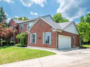 8157 Foxdale Ct, West Chester, OH 45069