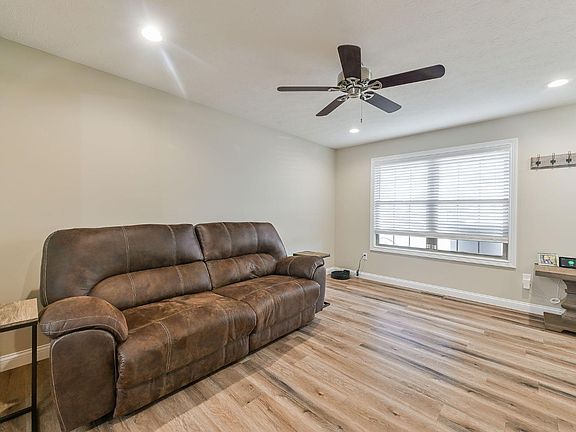 5th image of 501 Arch St Lot 249