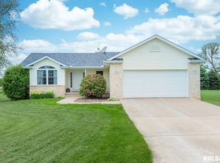 9706 86th Street Ct W, Taylor Ridge, IL 61284
