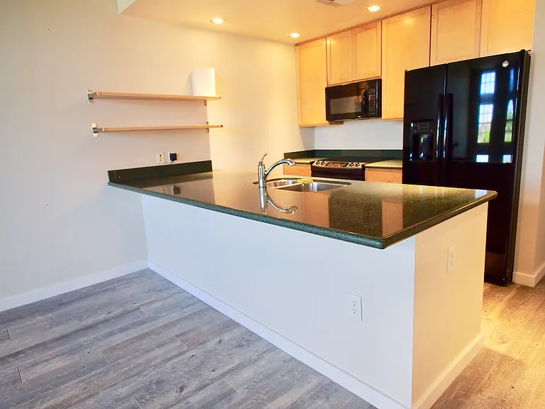 275 S Harrison St #505 — Photo 4
