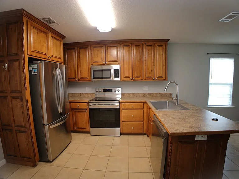5076 Branch Point Dr — Photo 5