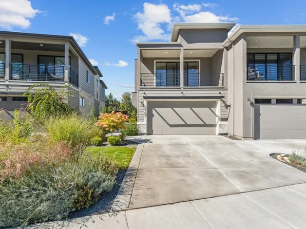 3243 S Sedgebrook Ln, Eagle, ID 83616