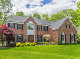 7 Paisley Ln, Basking Ridge, NJ 07920