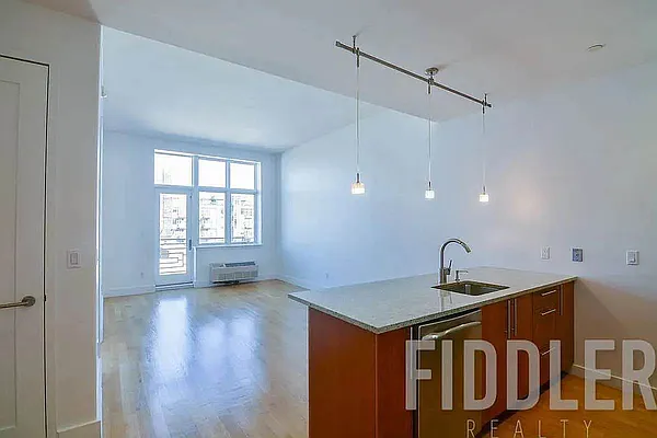 Rented by Fiddler Realty | media 31