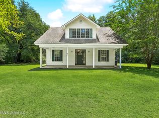 26 Harvey Burks Rd, Picayune, MS 39466