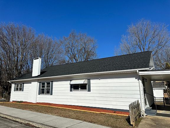 2nd image of 731 Washington Ave