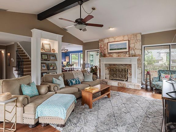 3rd image of 3105 Pleasant Run Pl
