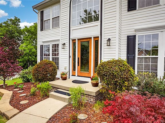 2nd image of 5426 Forest Edge Dr