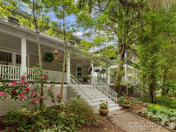57 Conestee St, Asheville, NC 28801
